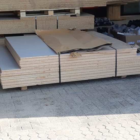 Spaanplaten 39mm gelamineerd